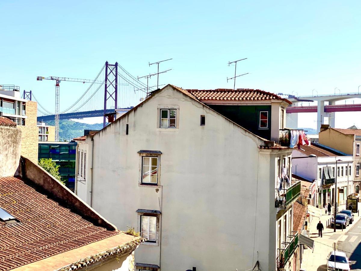 Lisbon Alcantara Seaside Bagian luar foto